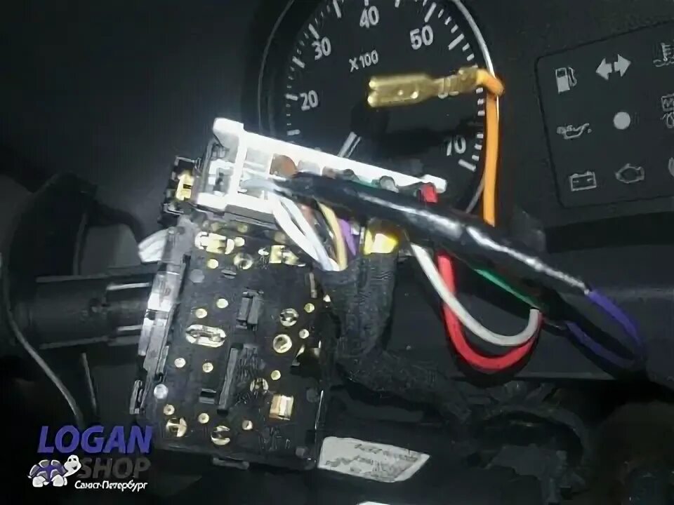 Установка реле с возможностью регулировки паузы в работе "дворников". - Renault 