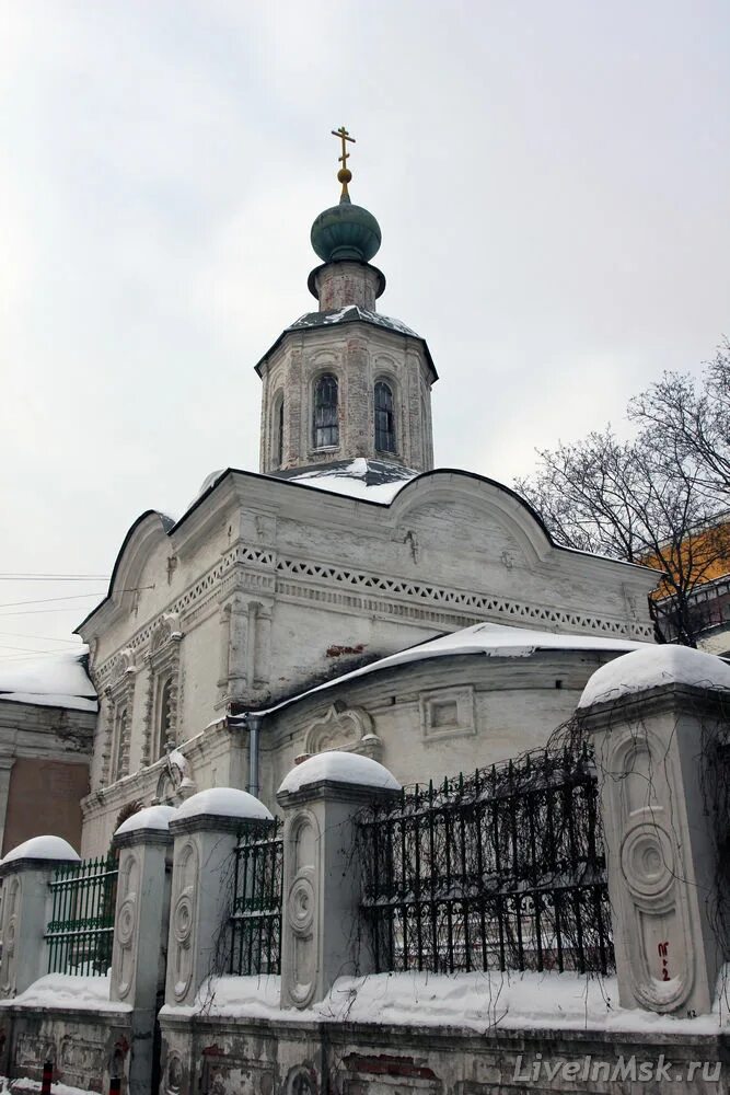 Храм усекновения главы предтечи под бором. Храм усекновения главы предтечи под бором