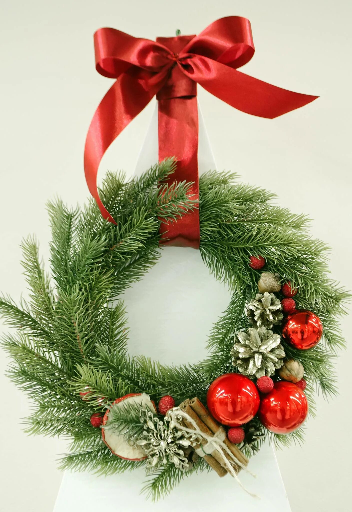 Красивые рождественские венки. Рождественские венки. Рожде, ствеенскийвенок. Новогодний венок. Покажи новогодние венки.