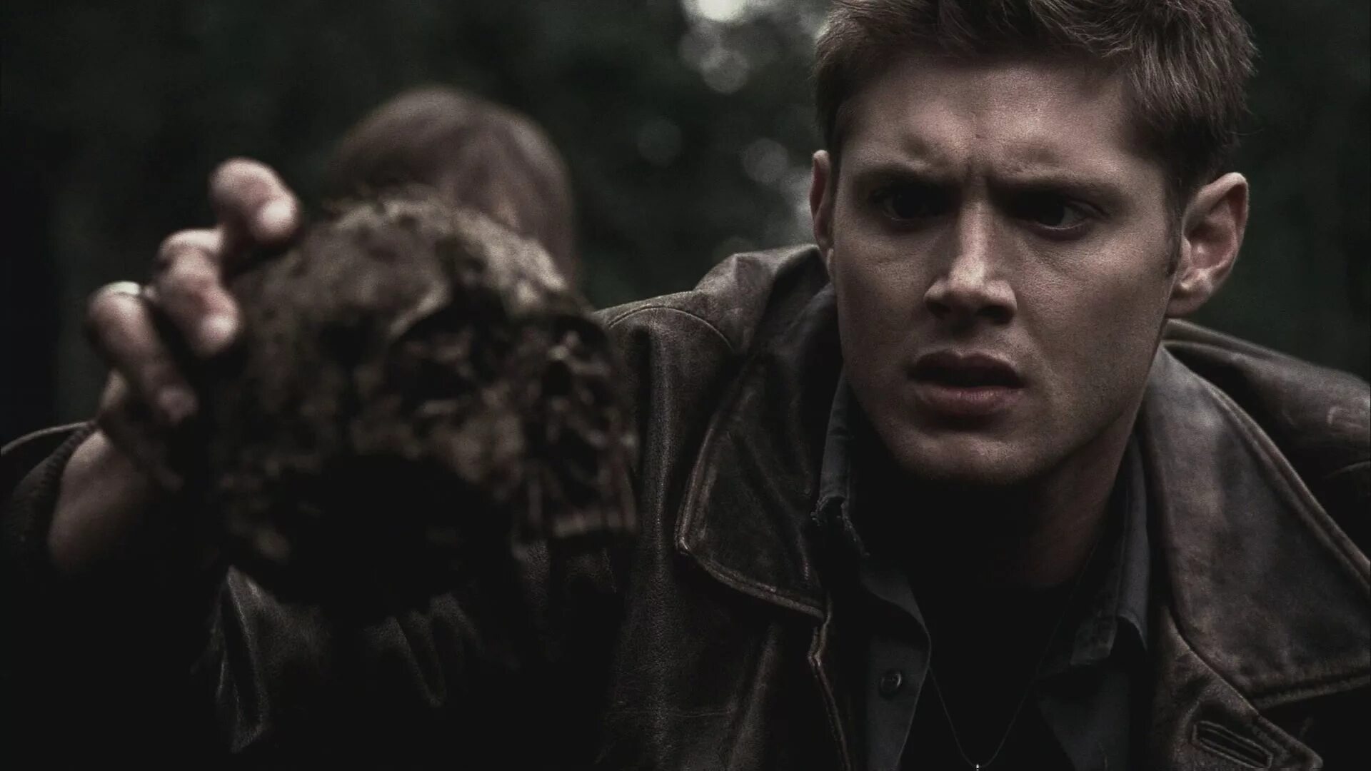 существование сверхъестественного. сверхъестественное сэм вампир. существование сверхъестественного. дин и сэм. существование сверхъестественного.