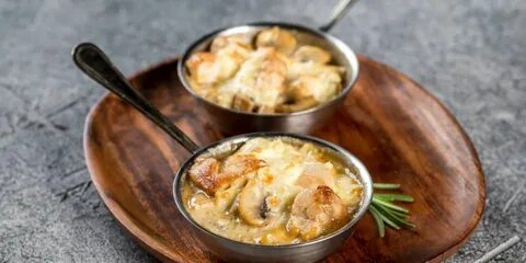 Жульен с грибами шампиньонами со сметаной