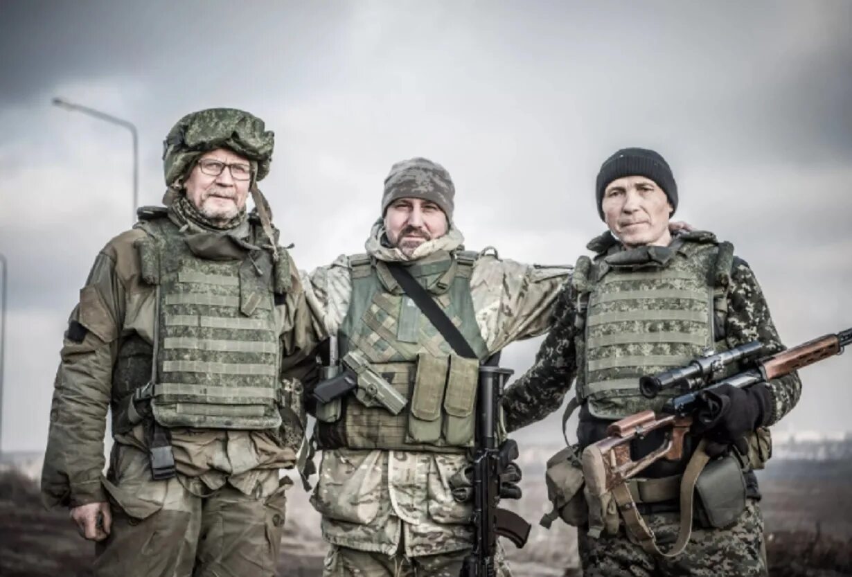 Военные на донбассе. Найти донбасс. Найти донбасс. Ополчение днр 2015. Найти донбасс.