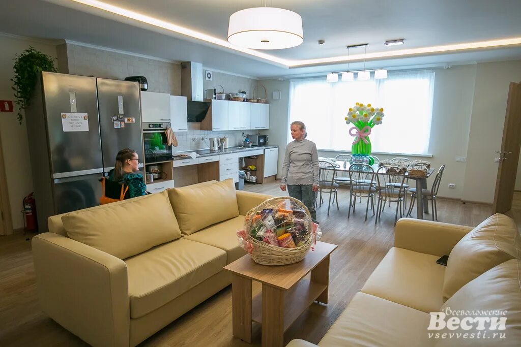 открытие всеволожск. новый лого макдональдс в россии. фото пребывание. открытие всеволожск. мультицентр социальной и трудовой интеграции.