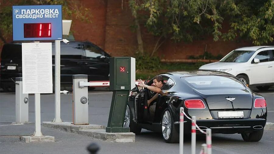 перехватывающие парковки в москве. платная парковка в центре. парковка российской газеты. м м парковка в москве. перехватывающие парковки в москве у метро.