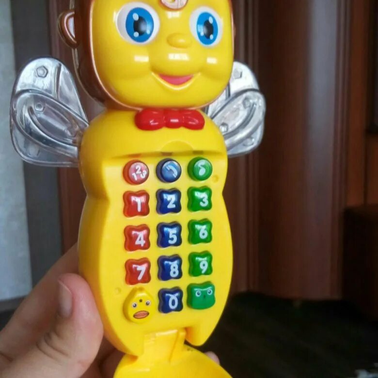 Магазин пчелка телефон. Игрушка Пчелофон 7135. Телефон Пчелка. Телефон Пчелка детский. Кнопочный телефон Пчелка.
