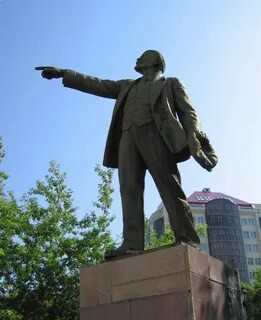 В каких городах есть памятник ленину