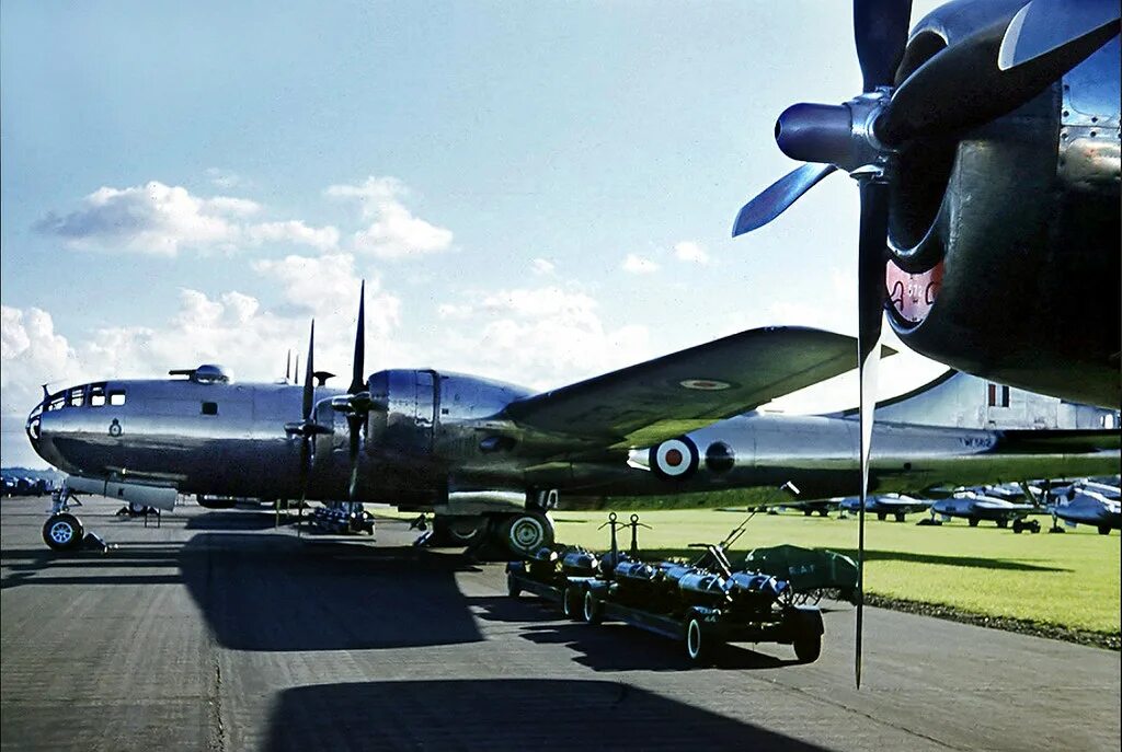 Boeing Washington b MK. 1. Вашингтон самолет б-29. Бомбовый прицел б-29. Карат-б-29. Б 29 ростов