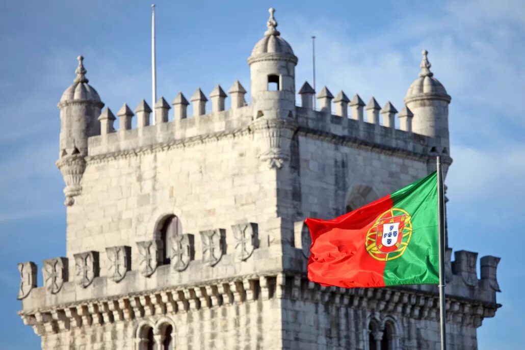 Portugaliya флаг. Флаг португалии фото. Правительство португалии. Португалия туристы. Организация португалии.