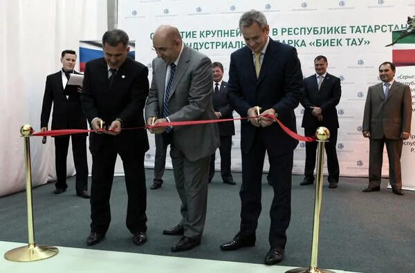 Радиоэлектроника им в и шимко. Нпо радиоэлектроника имени шимко. радиоэлектроника шимко казань. биек тау казань. биектау казань генеральный директор.