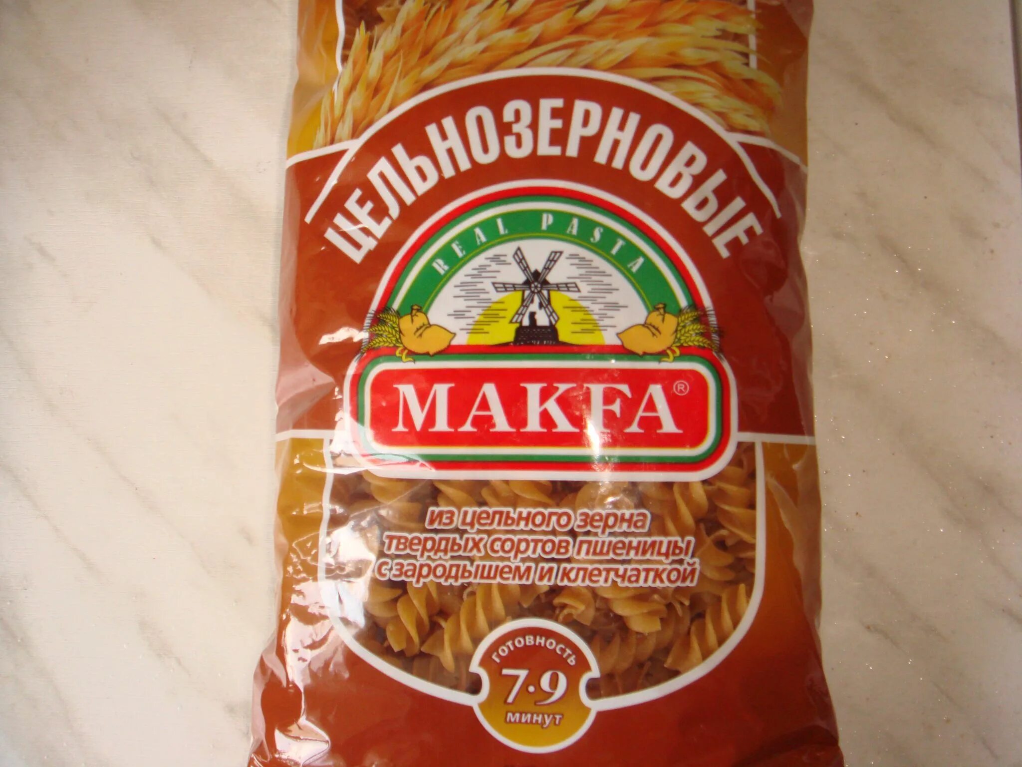 Макфа цельнозерновые. Макфа твердые сорта макарон. макароны макфа из цельного зерна. makfa макароны цельнозерновые. макфа твердых сортов пшеницы марки.