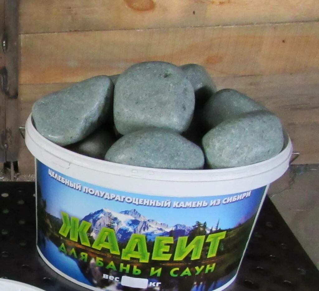 Жадеит хакасский колотый коробка 10кг (средний), купить с доставкой