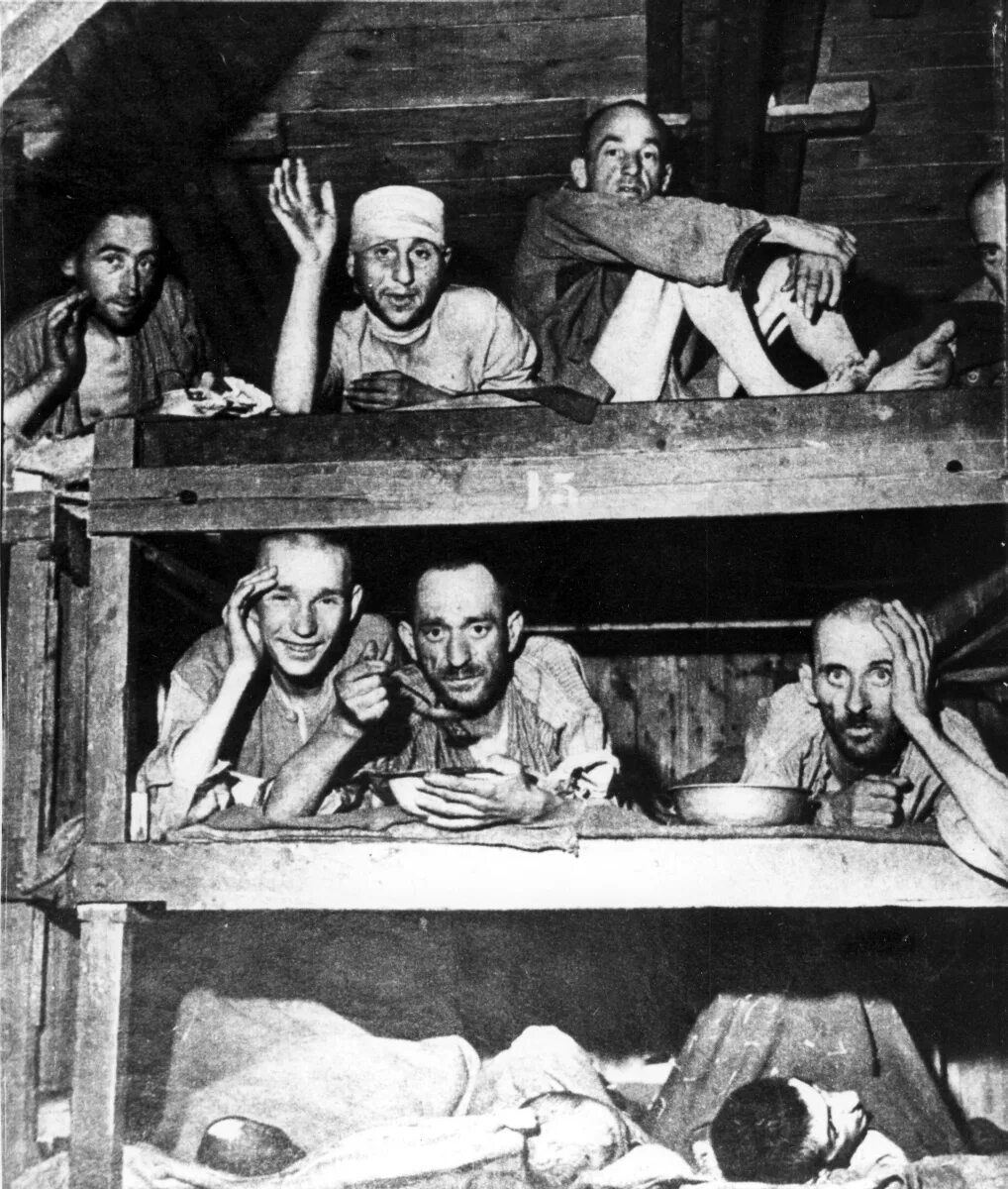 Концлагерь Бухенвальд в Германии. Узники Освенцим Аушвиц. Узники лагеря смерти Бухенвальд.