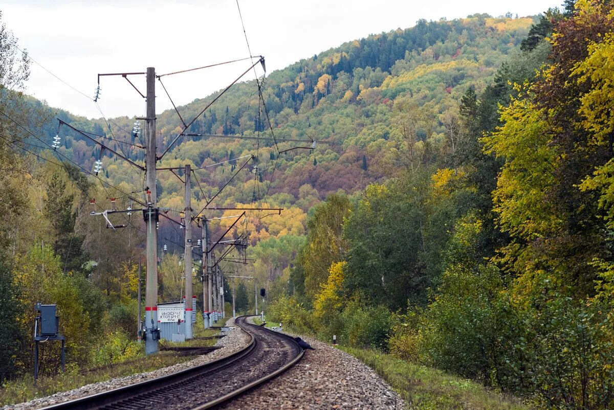 Ржд южно-уральская железная дорога. Уральские жд. Поезд южно уральская железная дорога. Поезд южно уральская железная дорога. Уральские жд.