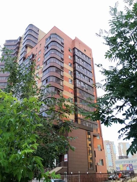 Братьев кашириных 124 челябинск на карте. Братьев кашириных, 122. Братьев кашириных 124 челябинск. Челябинск ул братьев кашириных. Братьев кашириных 108 челябинск.