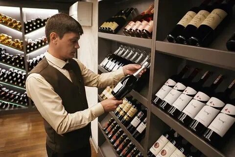 Продавец спб красносельский