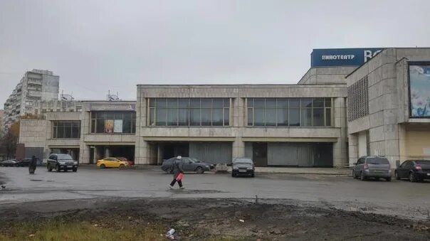 Бывший кинотеатр энтузиаст. Кинотеатр волгоград ферганская. кинотеатр волгоград выхино. кинотеатр волгоград москва. кинотеатр волгоград реконструкция.