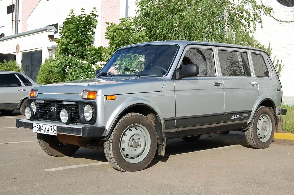 Lada (ваз) 2131. 5 ти дверные. 5 ти дверные. Нива 21214 5 дверная. Лада нива 4х дверная.