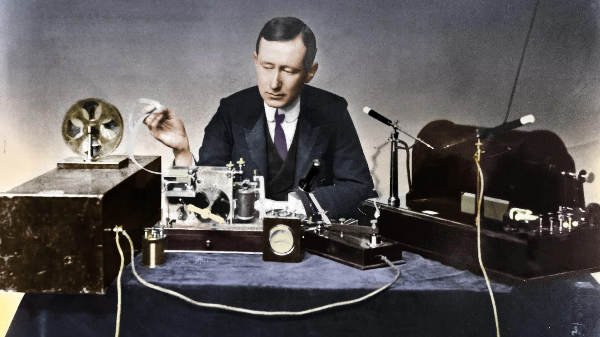 Радио город. Бест фм. Радио г. Радио лого. Радио г.