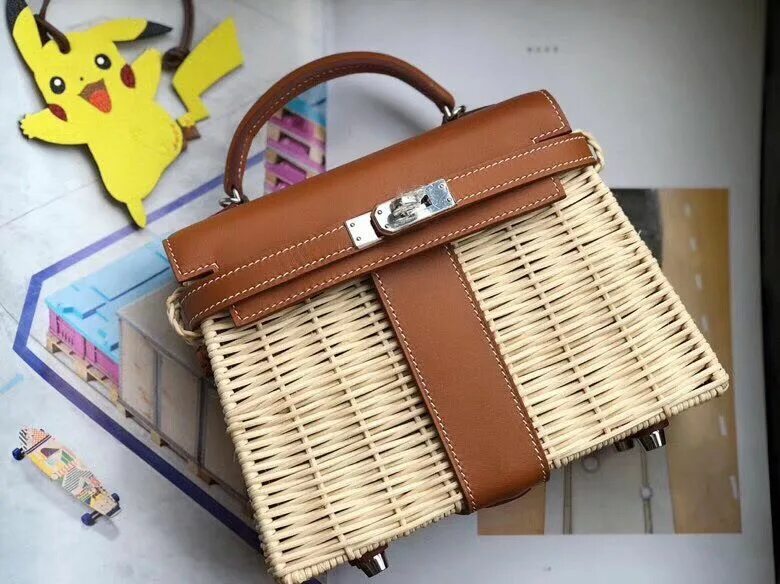 Гермес продают. Hermes Picnic Birkin. Hermes Kelly 20cm. Hermes сумка для пикника. Hermes Kelly Picnic Bag Mini.