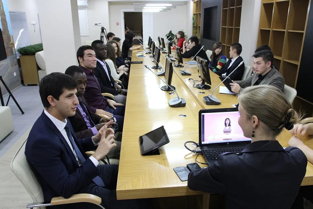 Руководящие должности в проекте. Росмолодежь проекты названия. Общественный совет картинки. Фадм росмолодежь руководитель. Росмолодежь проекты руководитель.