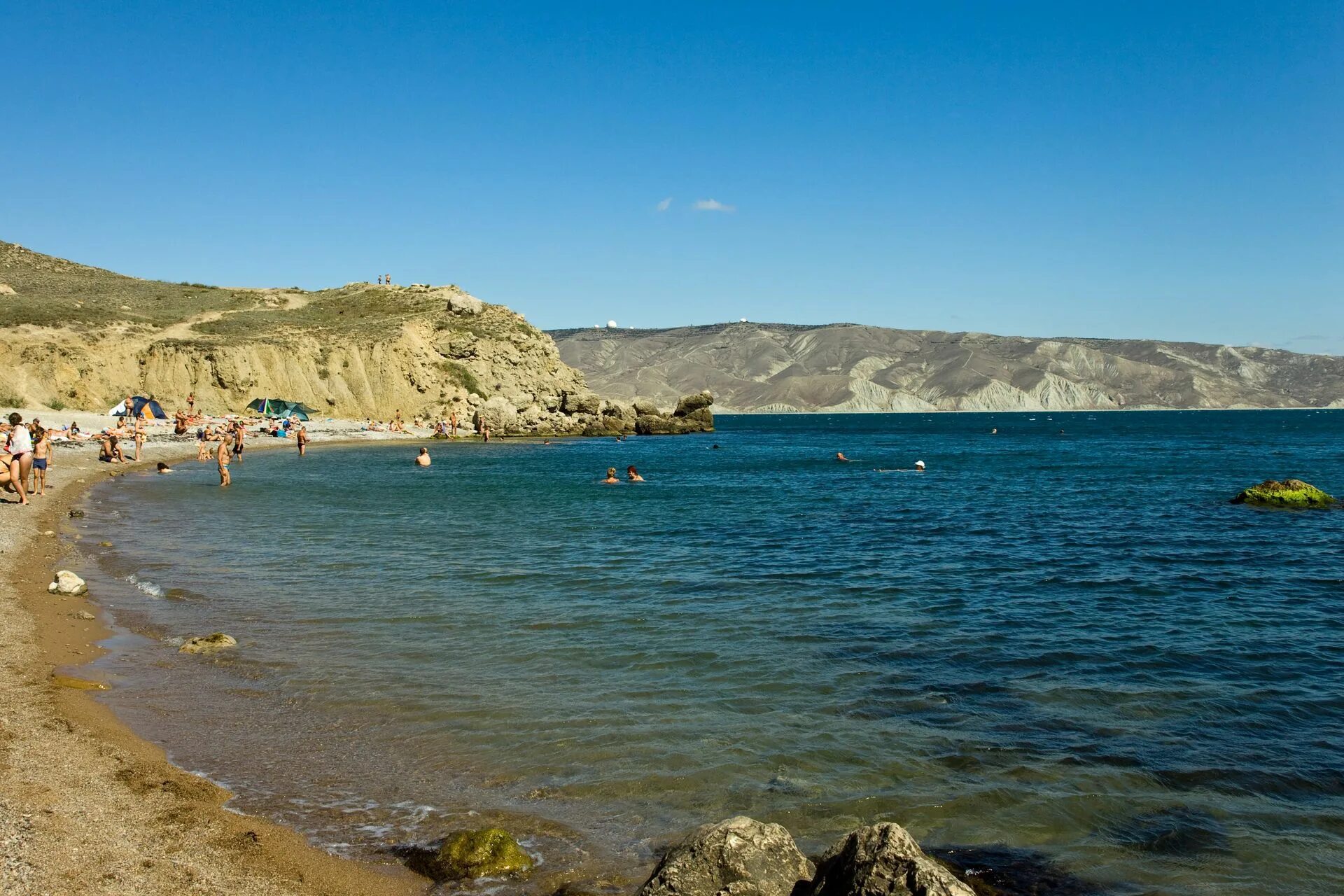 Пляж Краснячка в Орджоникидзе. Орджоникидзе Крым агатовый пляж. Орджоникидзе Феодосия. Орджоникидзе Крым пляж Краснячка.