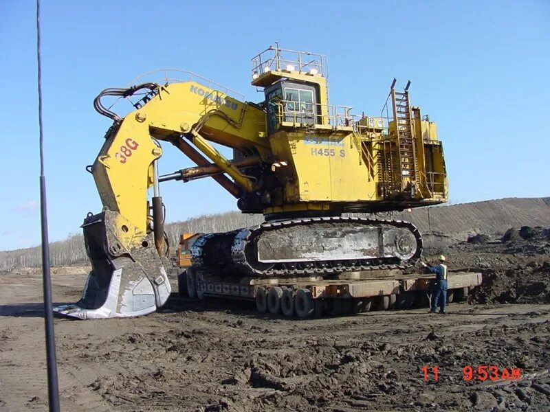 Кузня комацу нет монголов. Komatsu pc8000. коматсу 8000 экскаватор. комацу рс 8000. комацу экскаватор карьерный пс 8000.