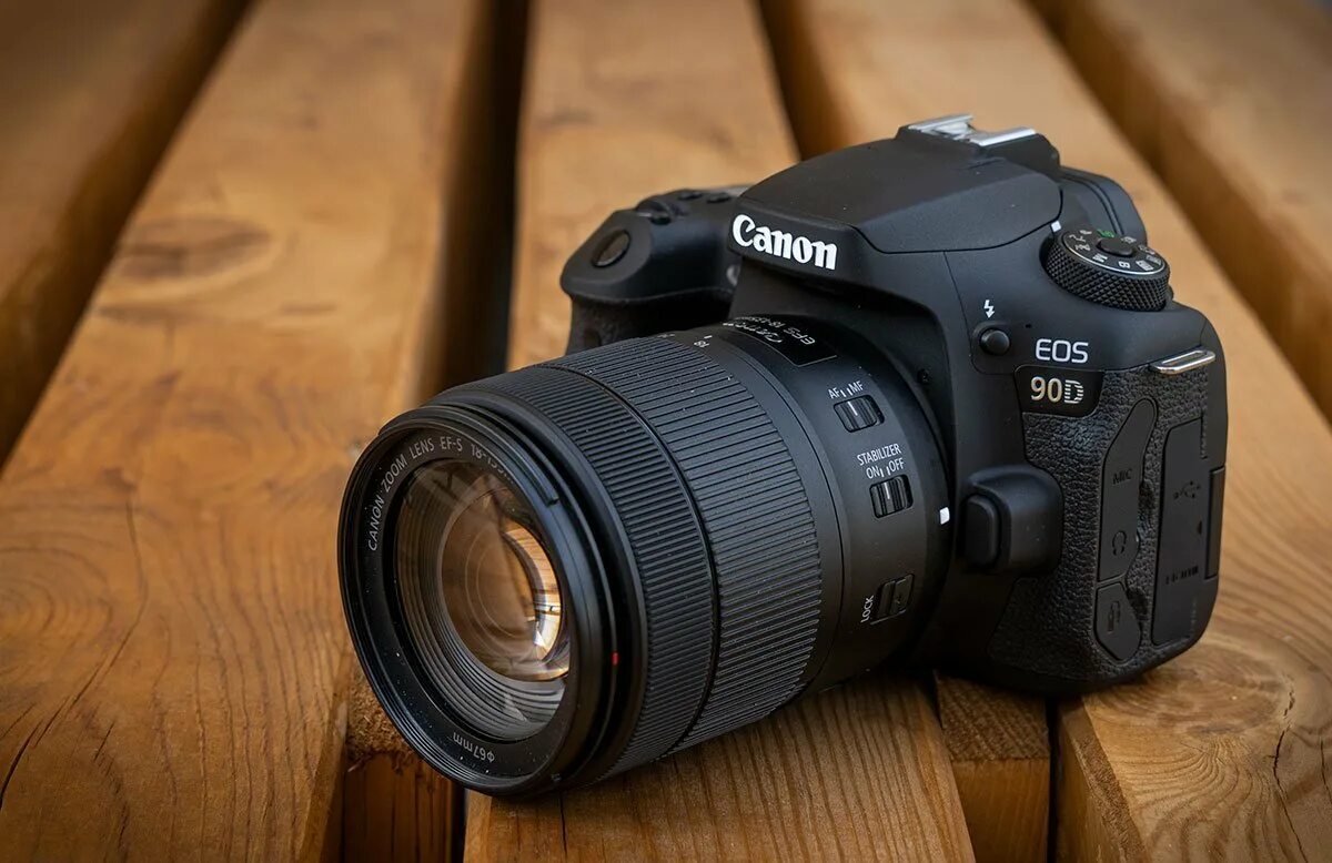 Canon d купить. Canon EOS 90d. Canon EOS 90d body. Canon 90 в. Canon EOS 90d 18-135.
