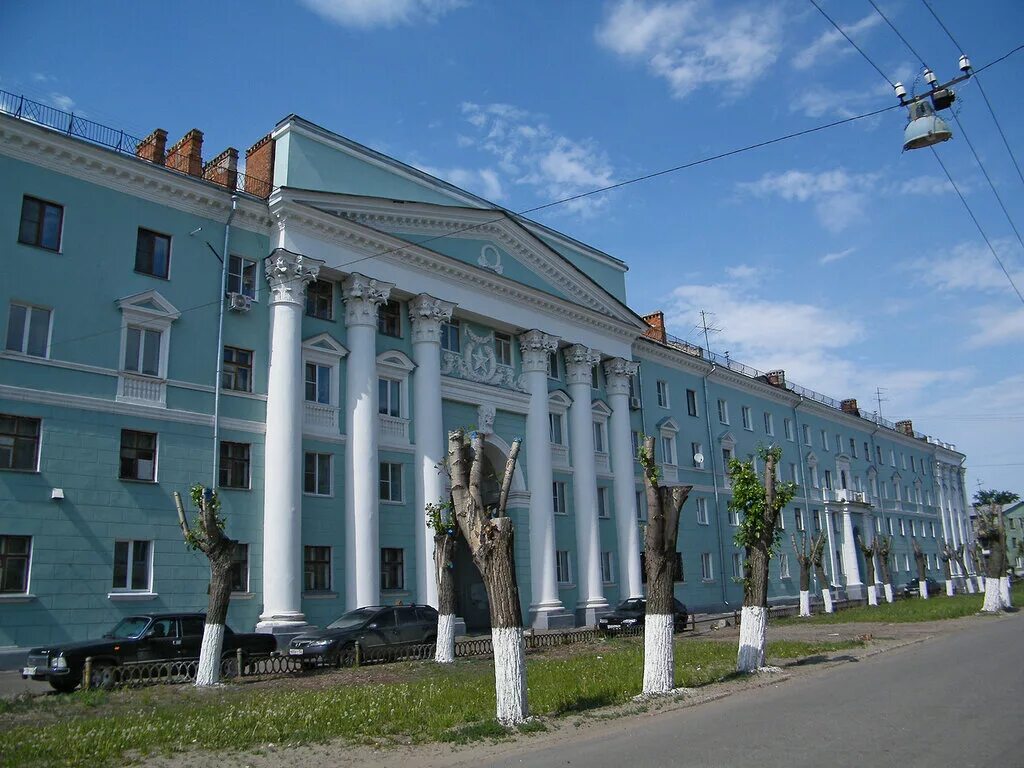 Дзержинск нижегород обл. Дзержинск центр города. Дзержинск Нижегородская область центр города. Архитектура города Дзержинска Нижегородской области. Площади Дзержинска Нижегородской области.