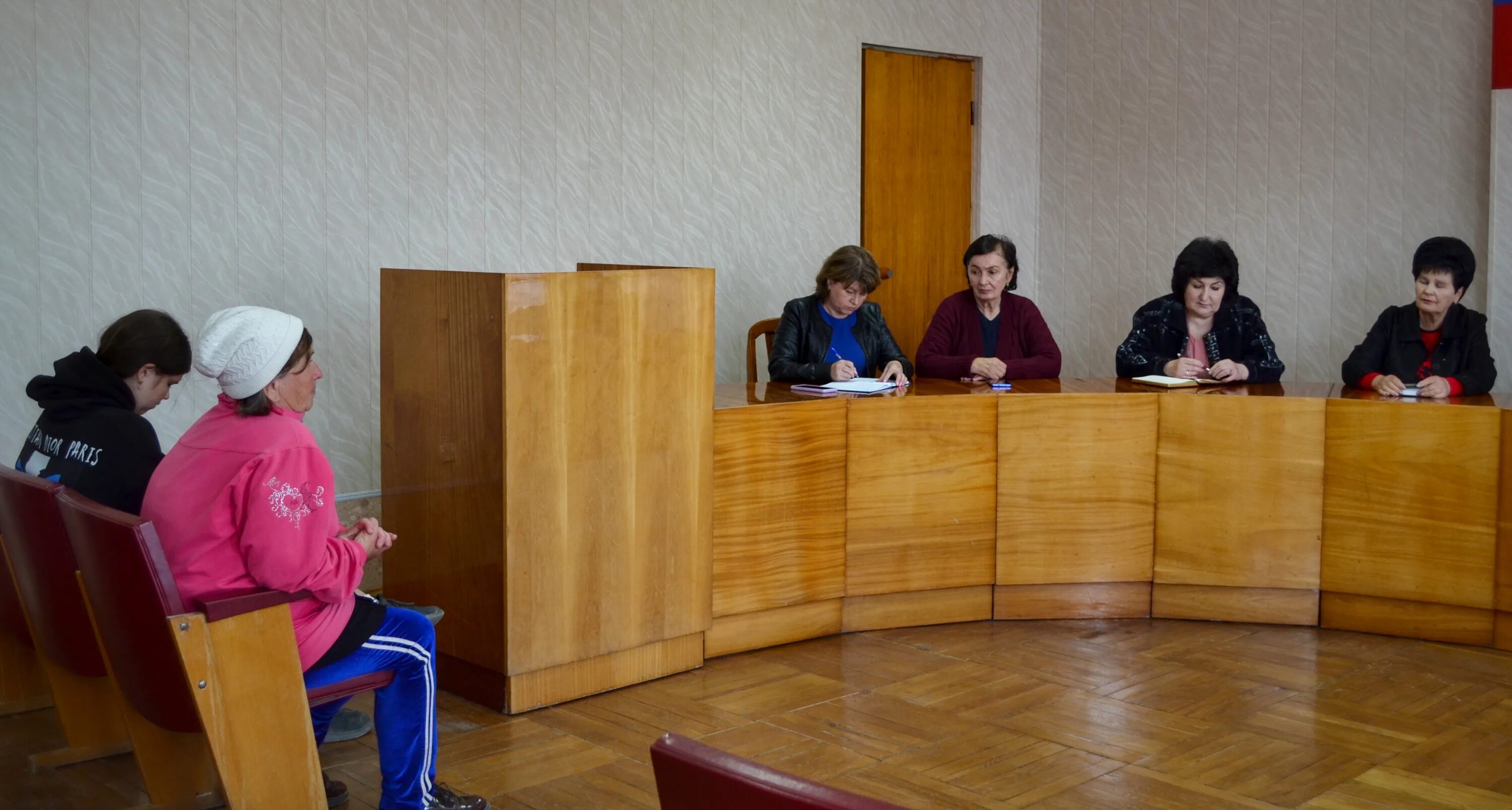 Прошло заседание комиссии по делам несовершеннолетних. Заседание кдн. комиссия по делам несовершеннолетних. комиссия по делам несовершеннолетних дети.