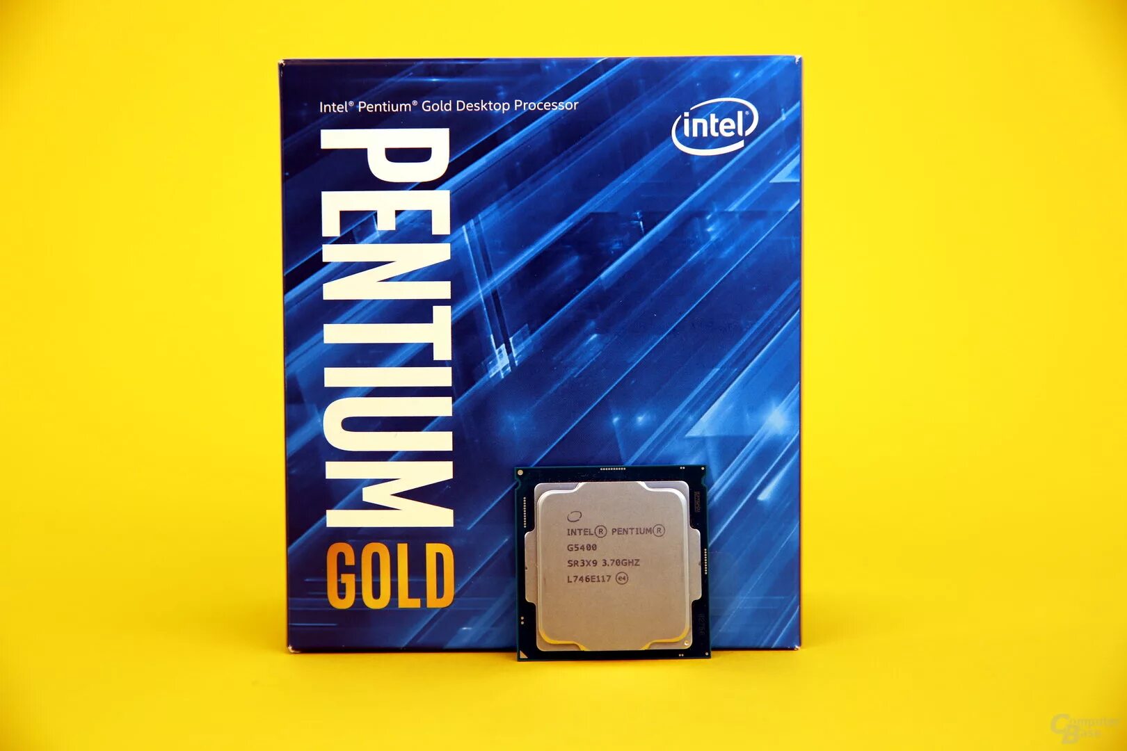 Pentium gold характеристики. Процессор Intel Pentium Gold g5400. Intel Pentium Gold g5500. Процессор Intel Premium Gold g5400 CPU. Pentium 5400 Gold.