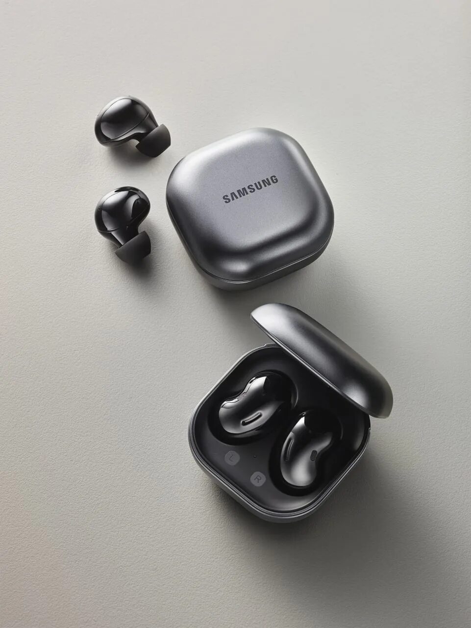 Чехол для наушников галакси бадс. Samsung Buds 2. Наушники Galaxy Buds 2. Наушники Samsung Galaxy Buds 2 Pro. Наушники true Wireless Samsung Galaxy Buds Live.