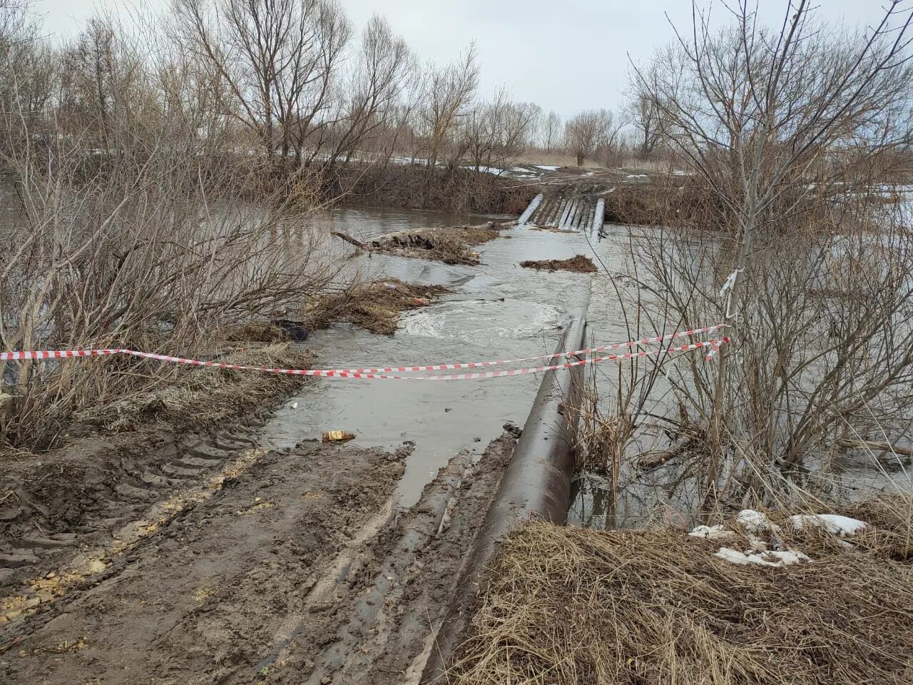 Половодье в нижегородской области в 2024 году. Нижний Новгород затопило 2022. Половодье в Нижегородской области. Подтопление низководных мостов. Низководный мост.