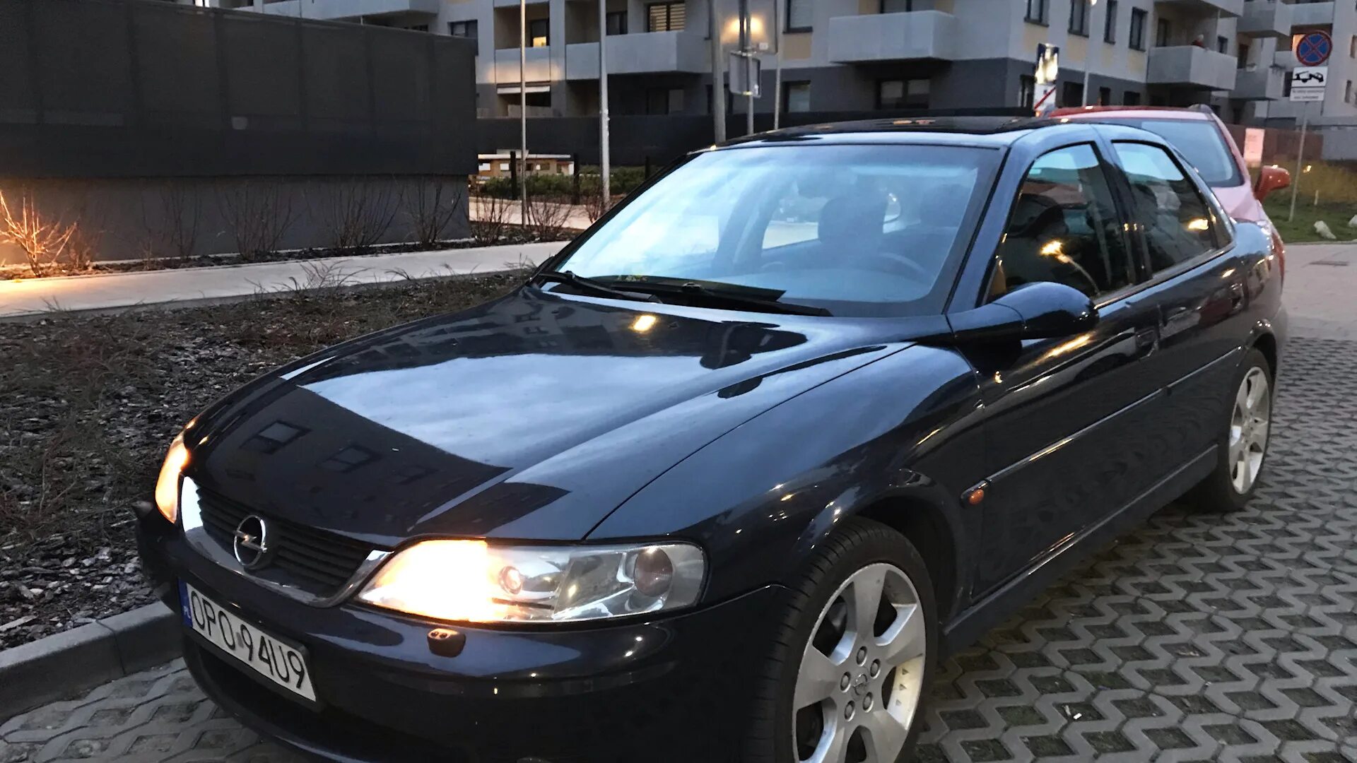 Опель вектра б 2001 год. Опель Вектра 2001. Opel Vectra b 2001. Opel Vectra b Рестайлинг 1999 - 2002 седан. О Opel Vectra b 2001 на Таджикистан.