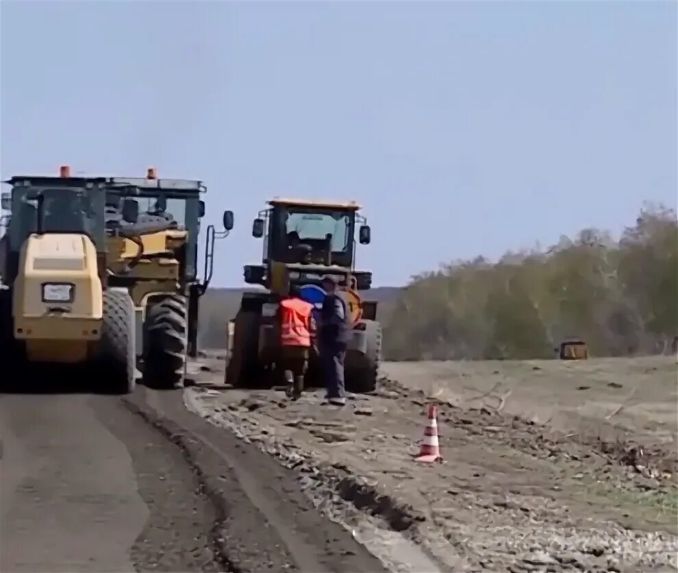 Дорога передача во субботу чуть. Передача про дороги Томск. Передача по дорожной накладной. Название передачи про дорог. Название телепередачи про дороги.