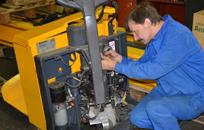 Truck Tractor36, грузовой автосервис на улице Пирогова в Воронеже - отзывы, фото