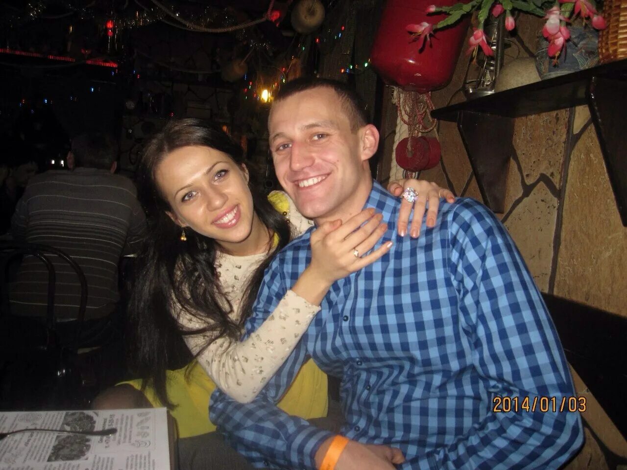 Бросает камень с моста. Свенский монастырь брянск. Поликлиника 5 брянск фокинский район. Супонева брянск. Судьба сына сергея супонева.