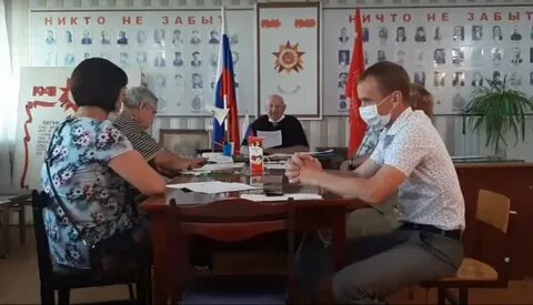 Поселковые депутаты