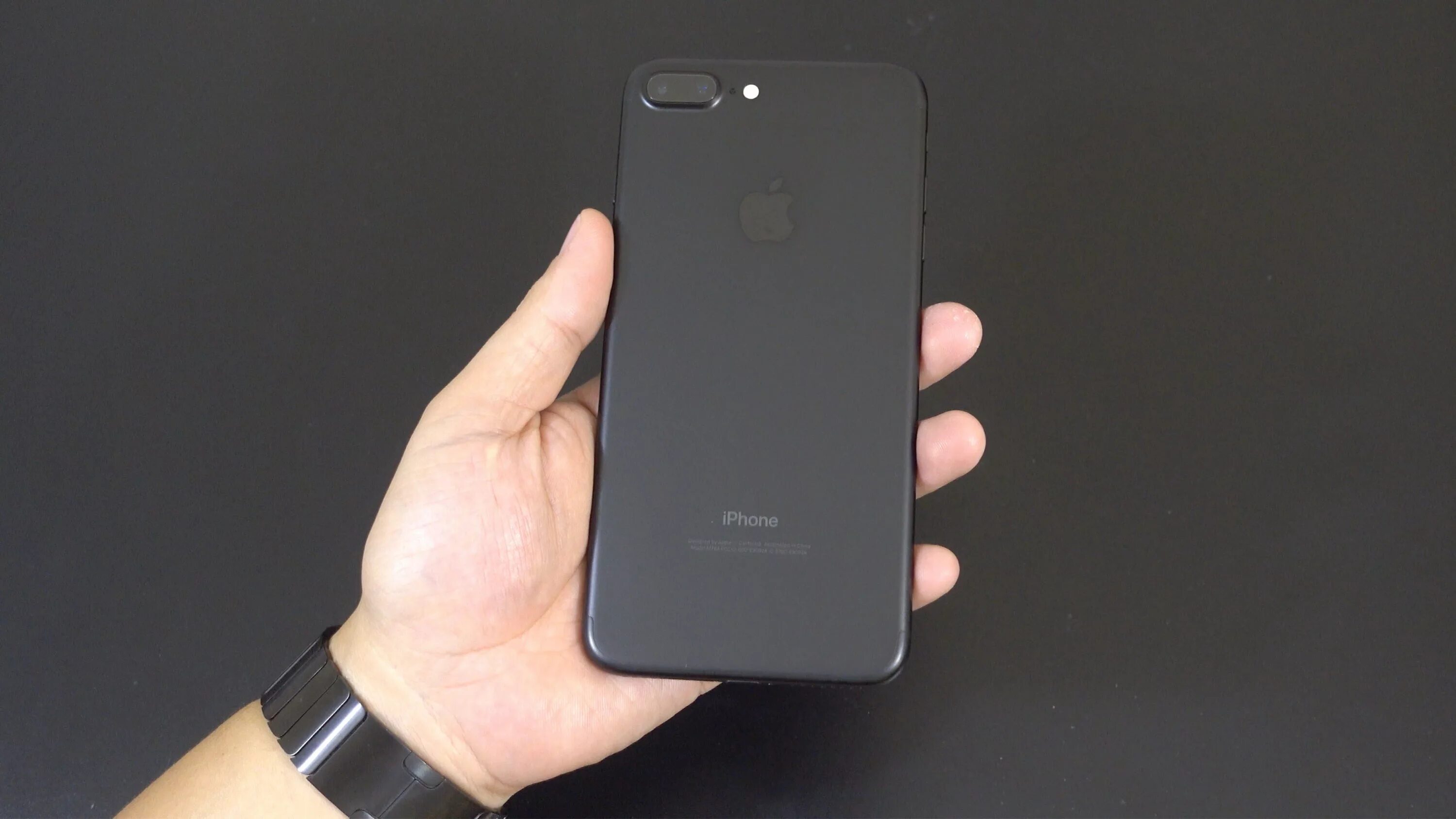 7 плюс 0 будет 7. Iphone 7 черный матовый. Iphone 7 Matte Black. Iphone 7 Plus Black. Apple iphone 7 Plus Black Matte.