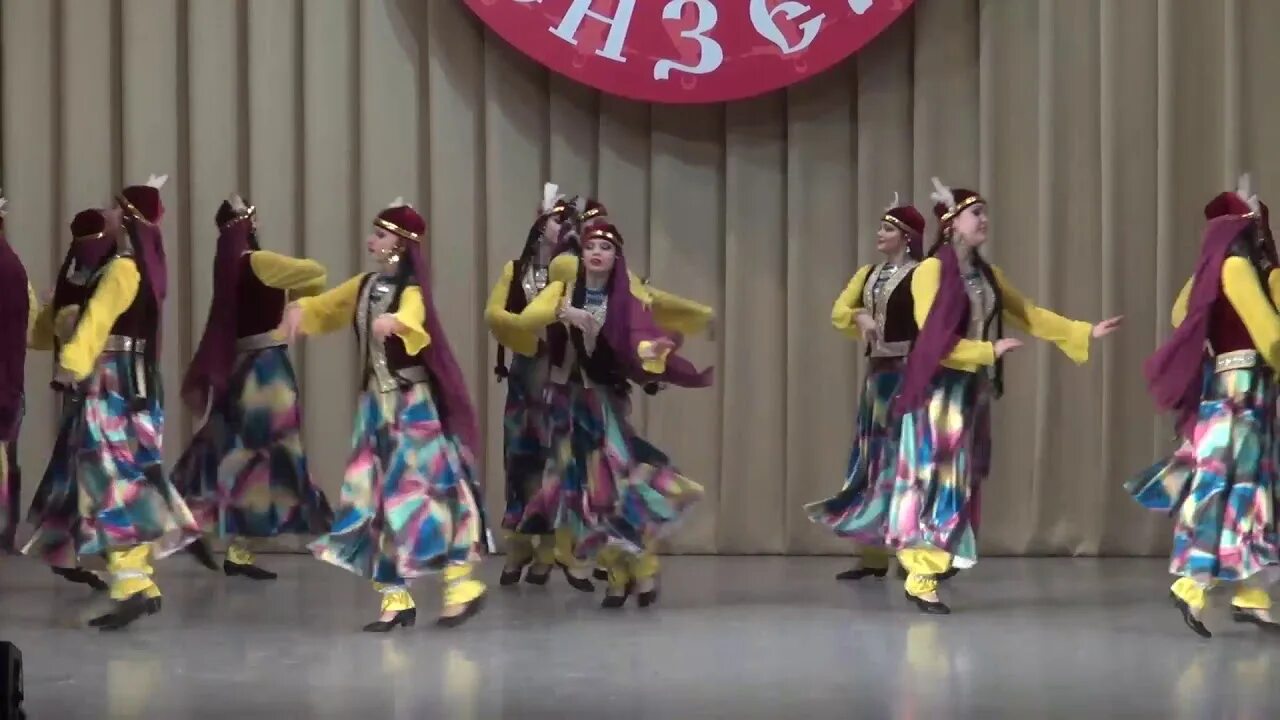Андижанская полька узбекский танец. Андижанская полька узбекский танец. Костюм для андижанской польки. Узбекский танец андижанская полька. Узбекский танец андижанская полька.