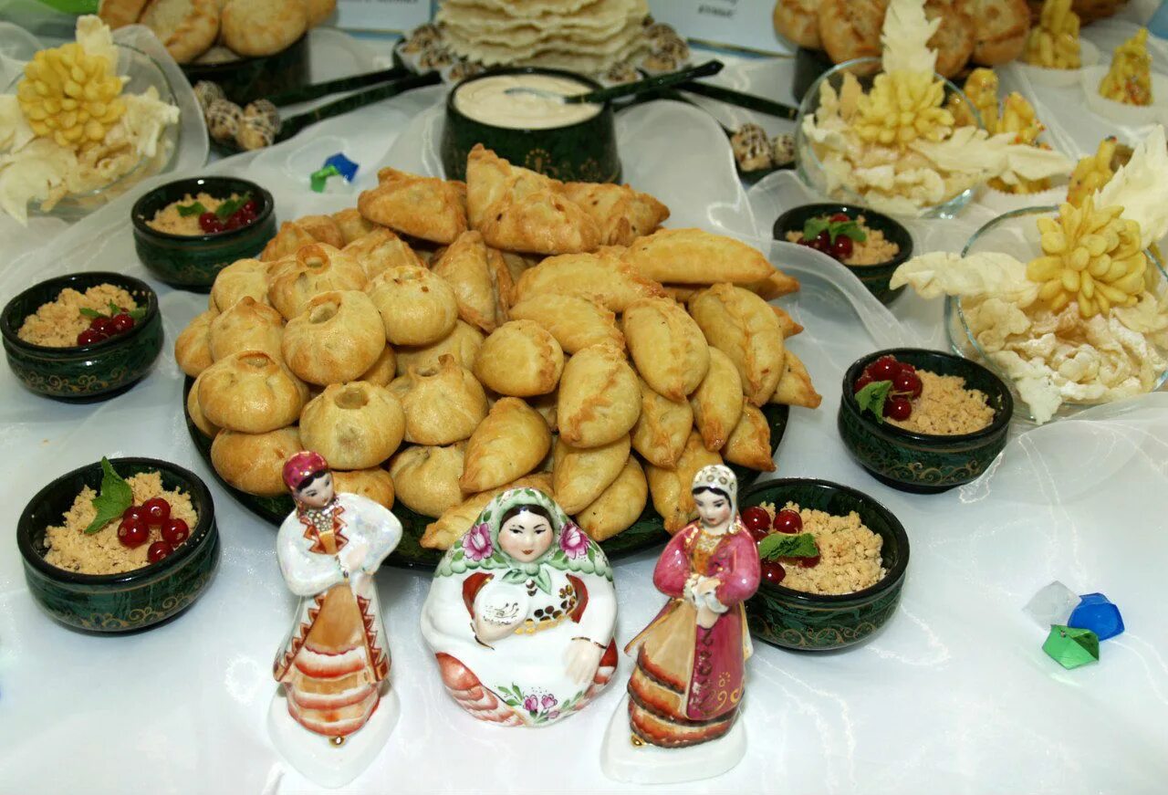 Республика татарстан кухня. Кухня башкир. башкирская национальная еда. национальная кухня башкортостана. национальное блюдо башкиров.