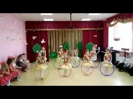 Танец цветов с обручами