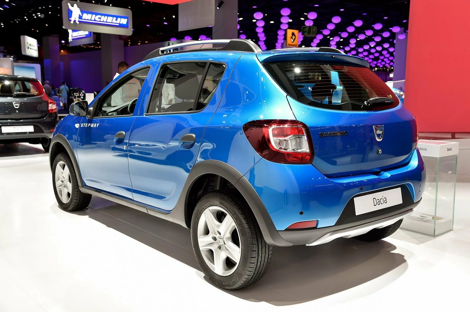 Sandero stepway 2014. Сандеро степвей 2014. Renault Sandero Stepway 2014. Дачия лоджи степвей. Сандеро степвей 2022.