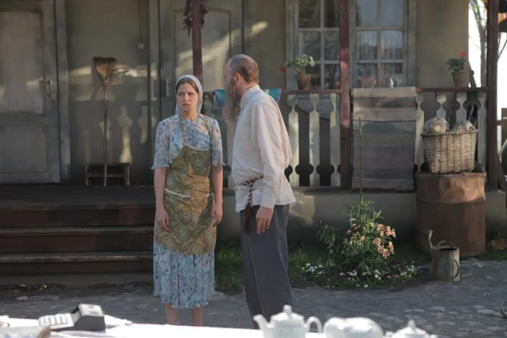 Море солнце керамзит. Море горы керамзит. Сериал море горы карамзит. Море. Горы. Керамзит (сериал 2014. Море горы керамзит 1 серия.