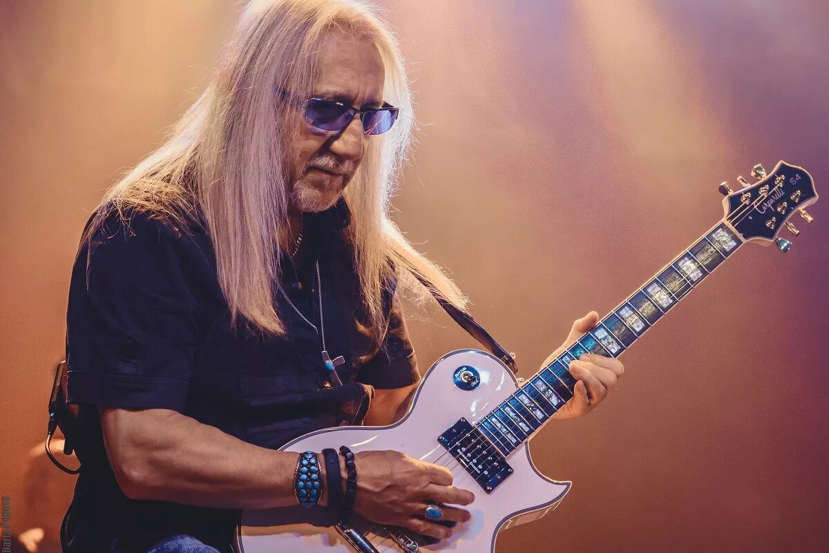 группа uriah heep. джон лоутон uriah heep. мик бокс в молодости. мик бокс википедия. Mick box uriah heep.