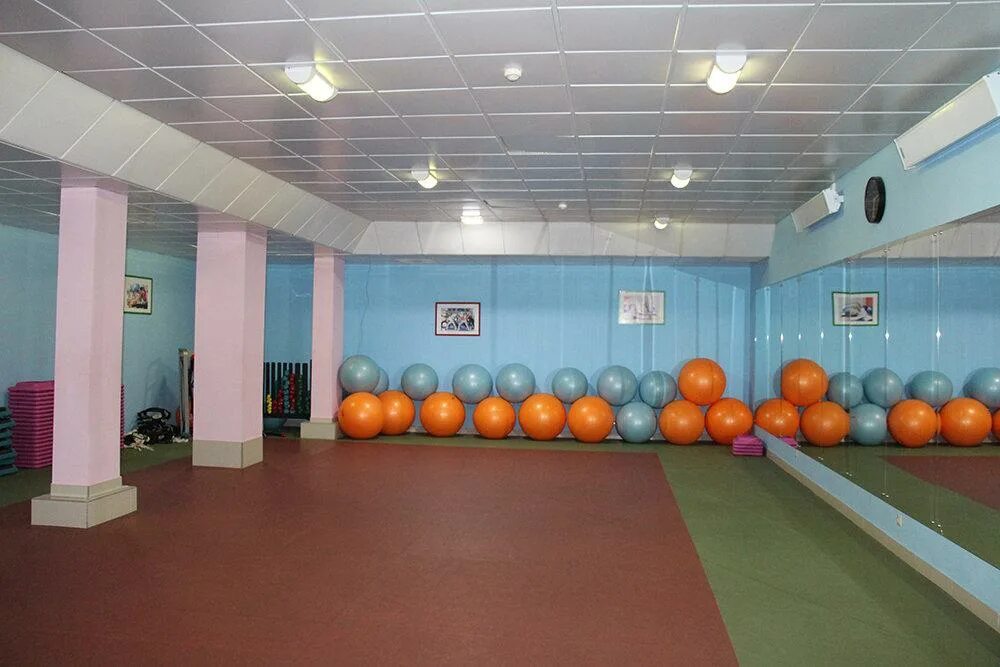 Пеликан фитнес центр. Драйв фитнес екатеринбург первомайская 77. Сити фитнес екатеринбург. Фитнес на первомайской 77. Бассейн drive fitness первомайская 77 екатеринбург.