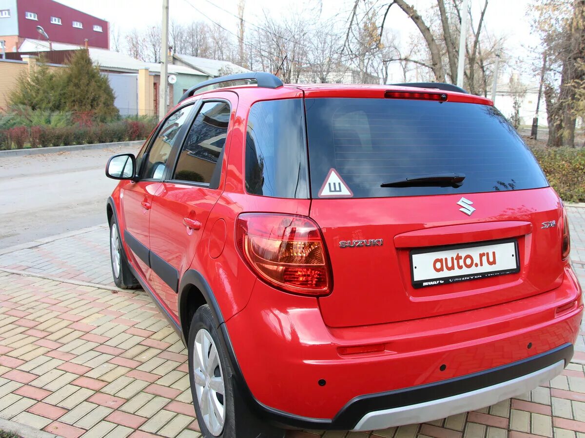 Сузуки sx4 2012. Suzuki sx4 красный. 2012 Suzuki sx4 Review. Suzuki sx4 хэтчбек красный. Купить сузуки сх4 хэтчбек