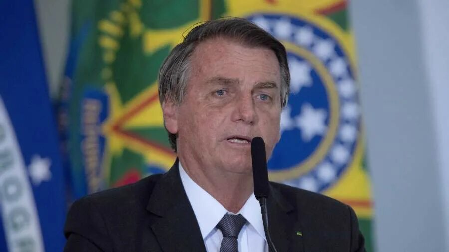 Жаир болсонару биография. Jair messias bolsonaro. Жаир болсонару и байден. Жаир мессиас болсонару. Жаир болсонару.