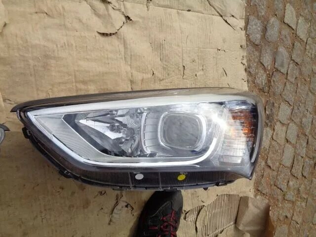 Фары хендай санта фе 3. Фары hyundai santa fe 3. фара санта фе 3. фара передняя санта фе 3. фара хендай санта фе 3.