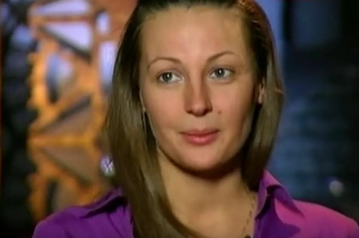 Телеведущая пятого канала похожая на марию захарову. У телеведущей программы 5 детей 5 букв. Андрей стойков телеведущий. Ольга арсланова - телеведущая на канале отр. Тв 1 екатерина диктор андреева.