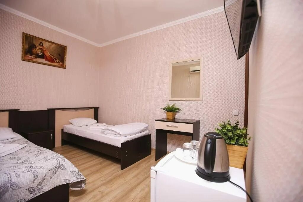 Туры в Hotel Альбатрос (ул. Просвещения) 3* Сочи Россия - отзывы, отели от Пегас